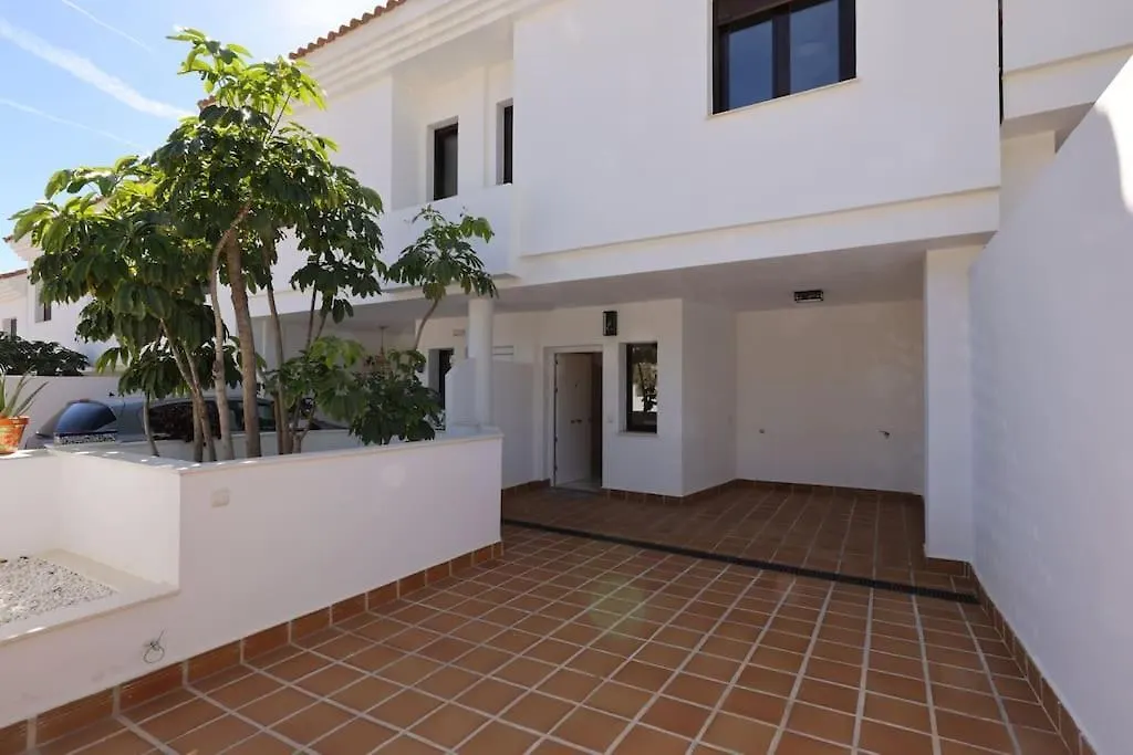 Apartmán Stunning Modern Townhouse In Riviera Del Sol Màlaga