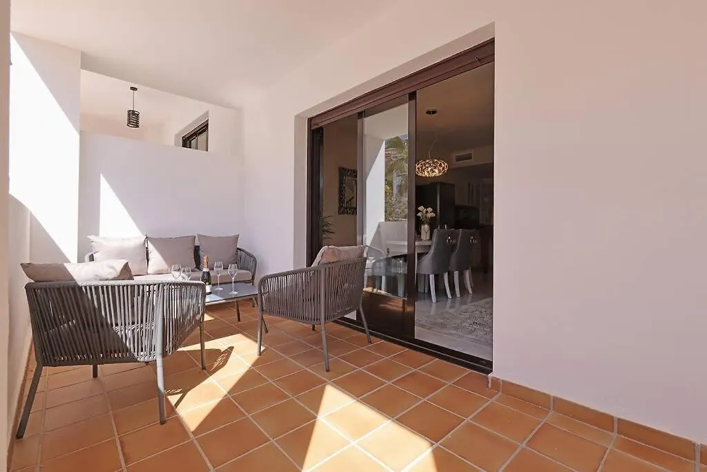 Stunning Modern Townhouse In Riviera Del Sol Daire Málaga 0*,