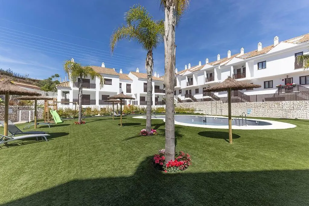 Stunning Modern Townhouse In Riviera Del Sol Daire Málaga İspanya