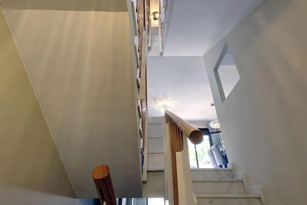 Stunning Modern Townhouse In Riviera Del Sol Apartment Malaga