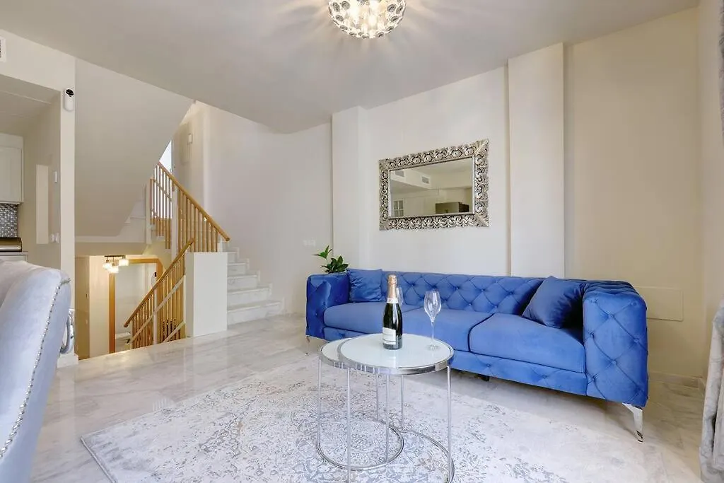Stunning Modern Townhouse In Riviera Del Sol Apartment Malaga 0*,  Spain