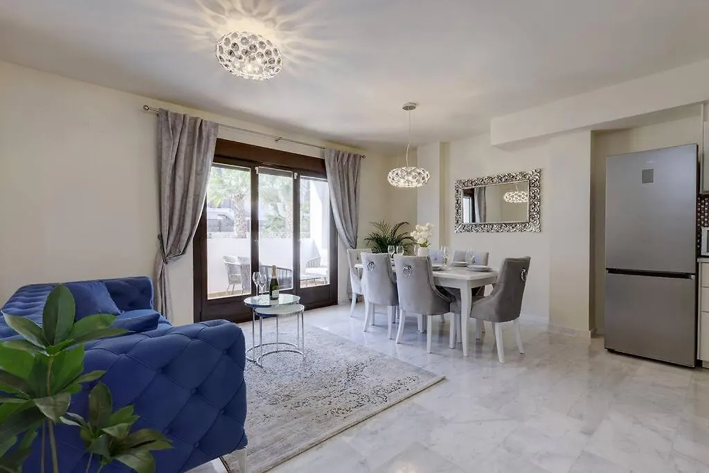 Stunning Modern Townhouse In Riviera Del Sol Apartment Malaga