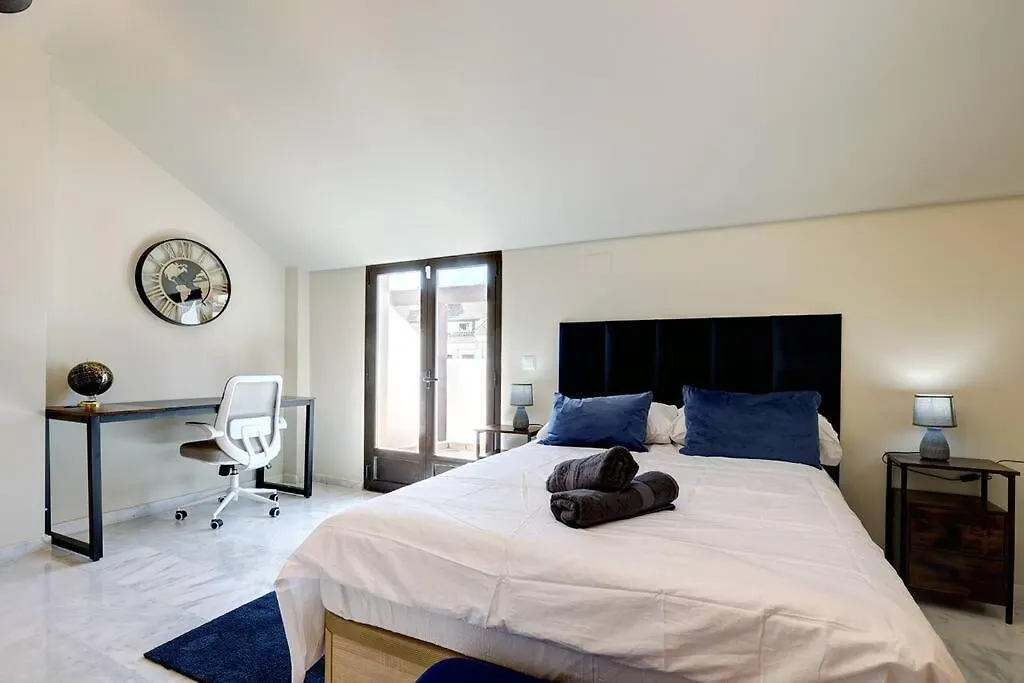 Apartmán Stunning Modern Townhouse In Riviera Del Sol Màlaga